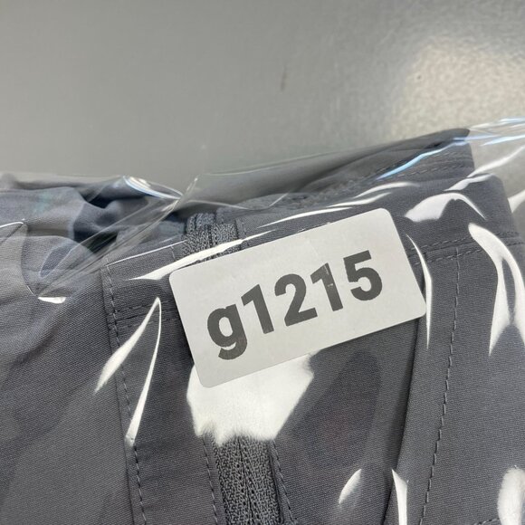 NEW Wrangler Men's 34x34 Cargo Tech Pants Regular Fit Water Repellent Gray Nylon - Picture 9 of 9